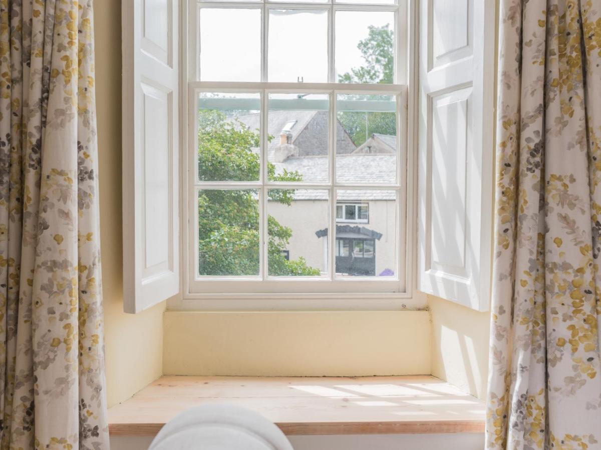 Villa Pass The Keys Mop Fair Sunny Garden Town Centre Ulverston Exterior foto