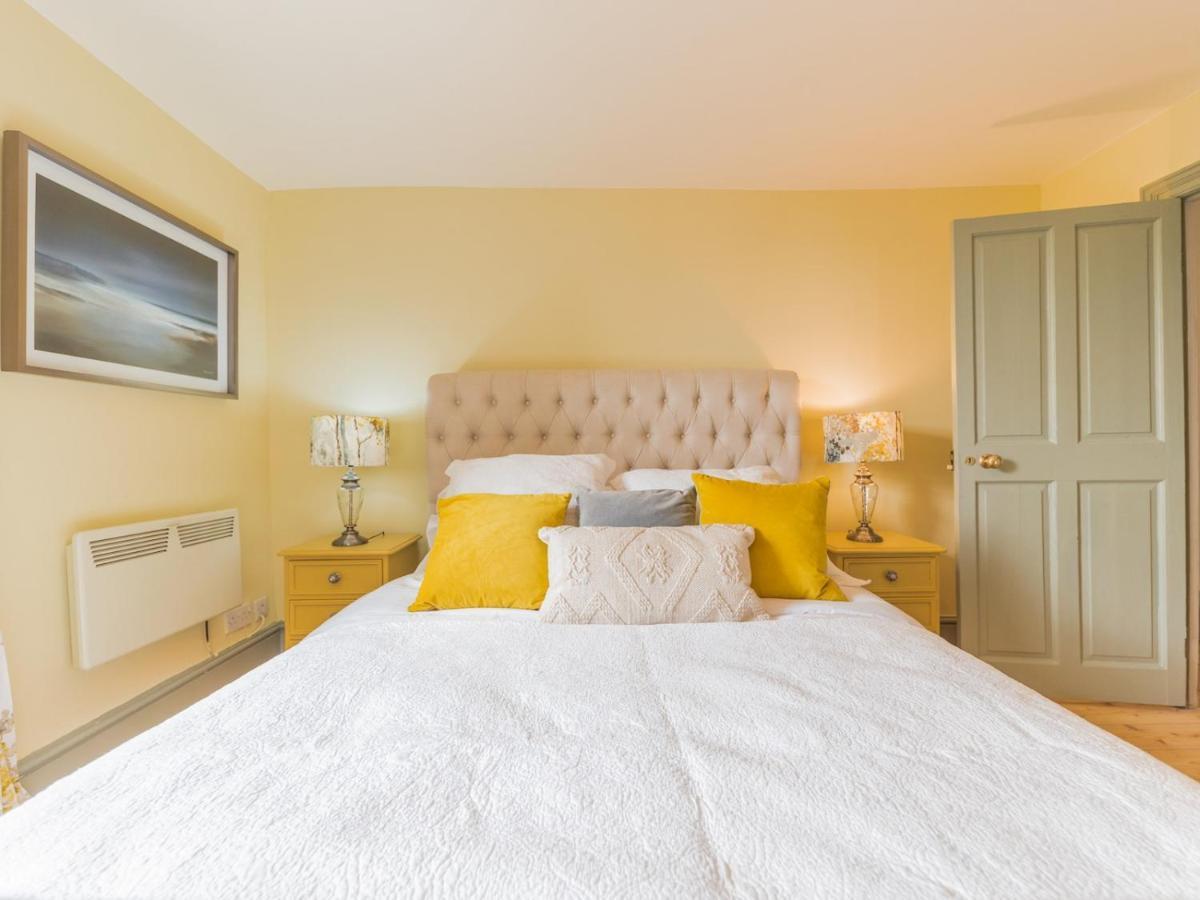 Villa Pass The Keys Mop Fair Sunny Garden Town Centre Ulverston Exterior foto